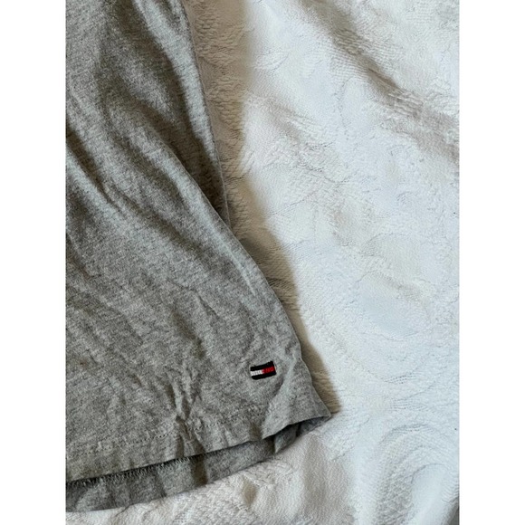 Tommy Hilfiger Gray T-Shirt Mens M - Picture 2 of 4